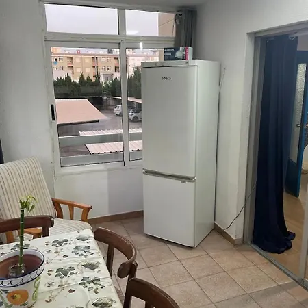 Acogedor Y Luminoso Estudio Privado A Solo 100 Metros De La Hermosa Appartement *